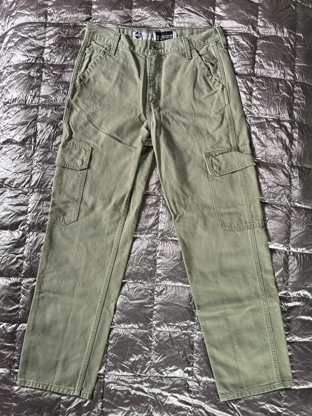 Classic Levi’s SilverTab Loose Cargo Pants